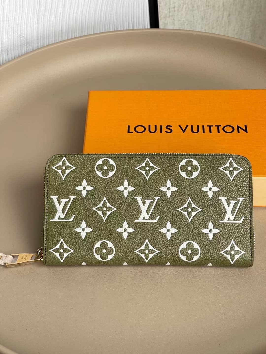 Best Replica Louis Vuitton Monogram Empreinte Beige M81280 Replica Wallet - Colareps