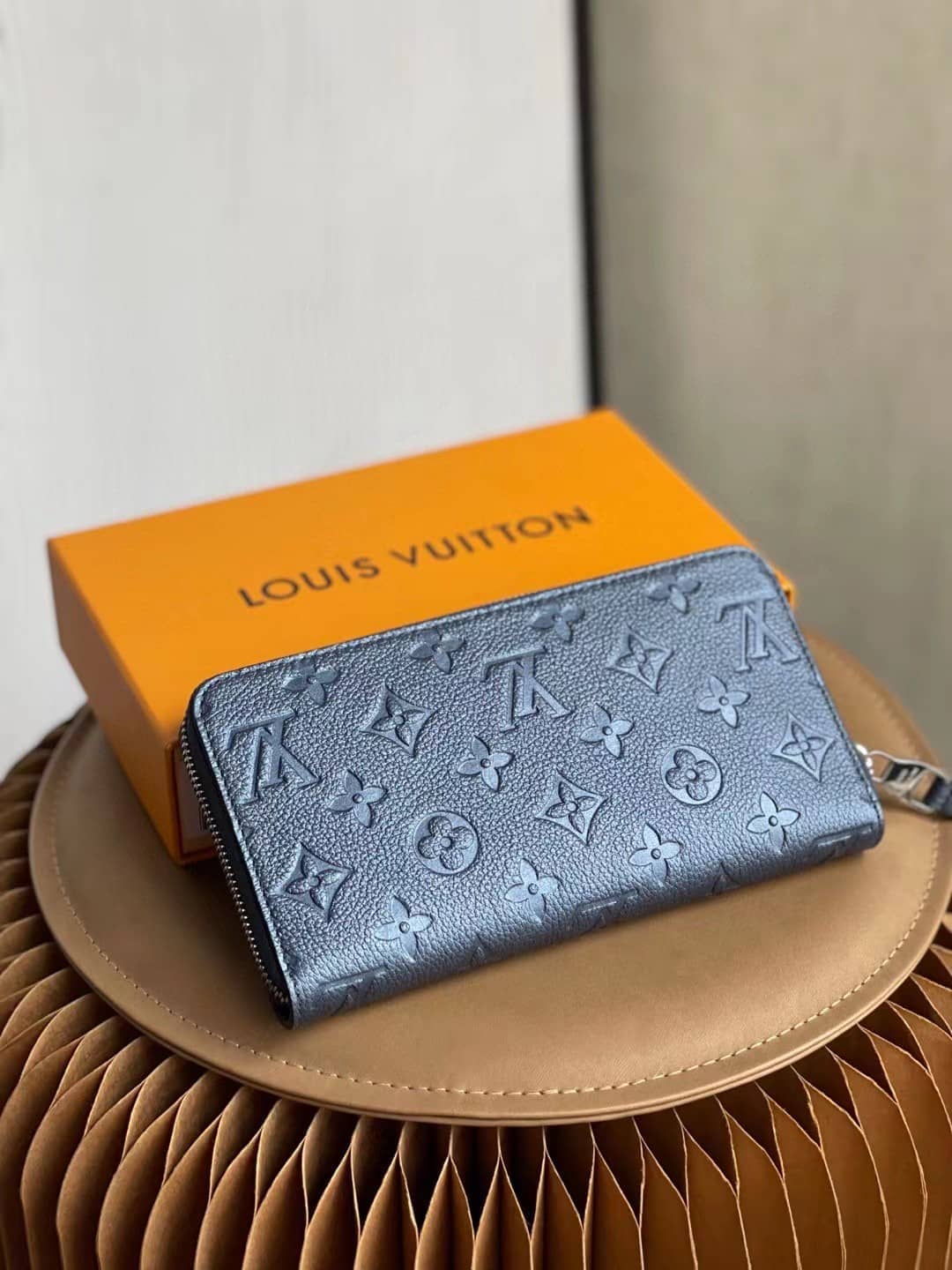 Best Replica Louis Vuitton Long Wallet Zippy Empreinte Navy Blue M80958 Replica Wallet - Colareps