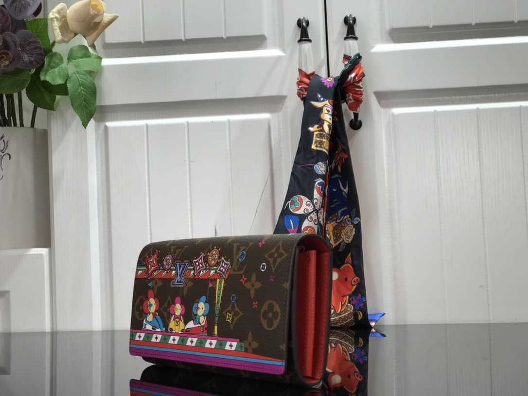 Best Replica Louis Vuitton Wallet Dupe Monogram Christmas Limited Edition Wallet - Colareps