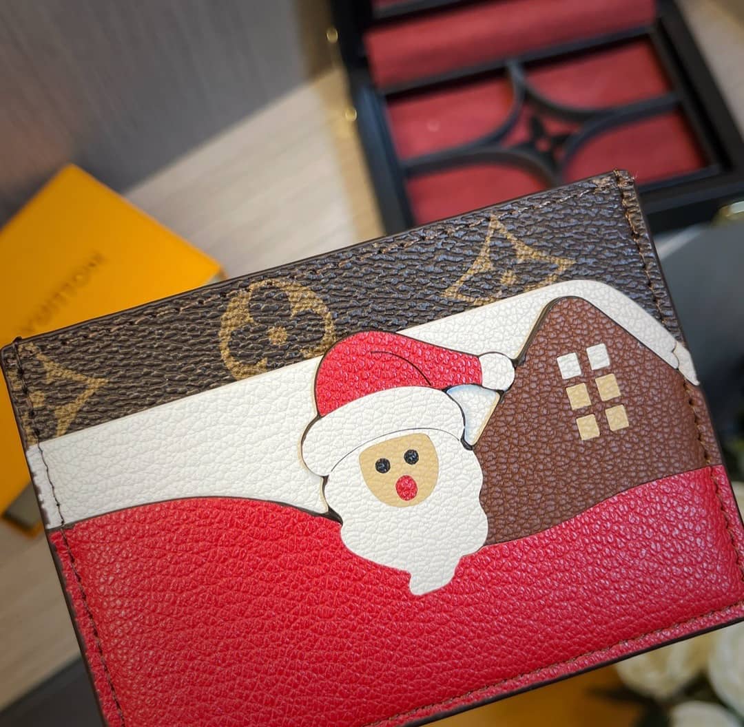 Best Replica Louis Vuitton Wallet Replica Monogram Canvas Card Holder Christmas Collection - Colareps