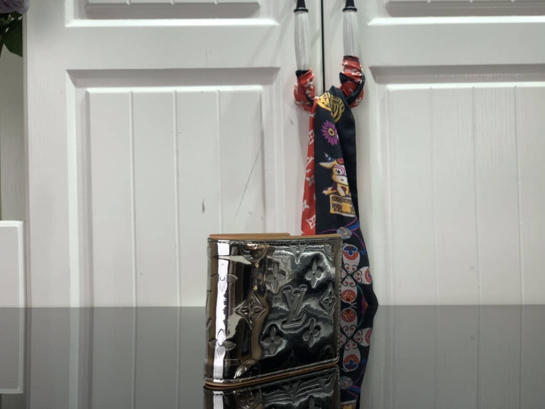 Best Replica Louis Vuitton Wallet Dupe Zippy Slender Monogram Mirror M80806 - Colareps