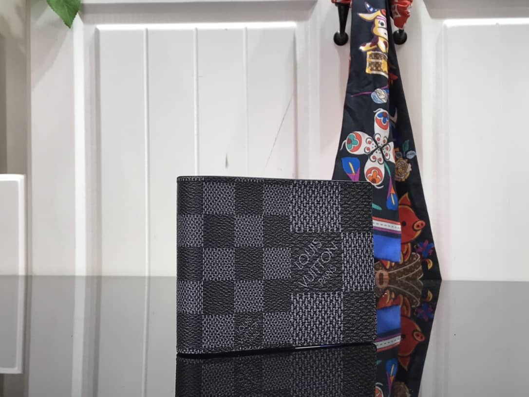 Best Replica Louis Vuitton Multiple Box Damier Graphite 3D Wallet Replica Black N60434 - Colareps