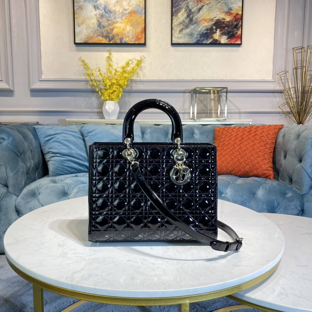 Best Replica Christian Dior Lady Dior 32CM Replica Bag - Colareps