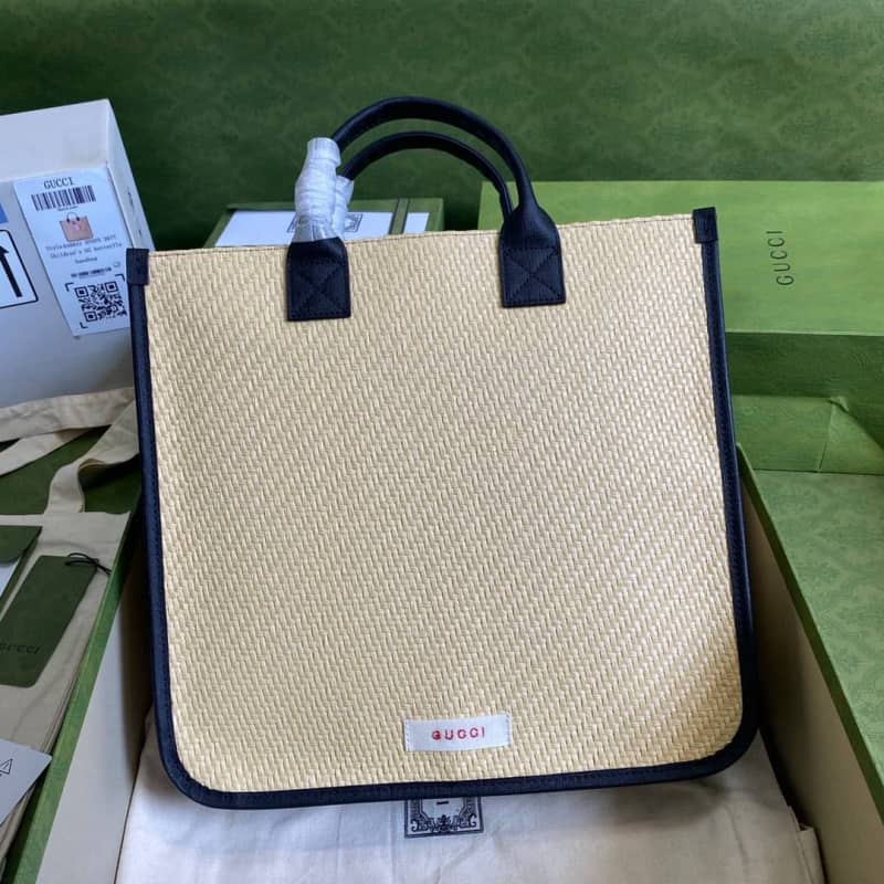 Best Replica Gucci Kids Girl Apple Handbag Replica 648841 - Colareps