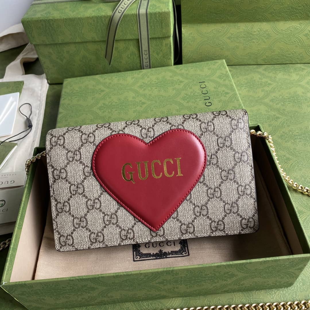Best Replica Gucci Valentine Day Chain Card Case Wallet Replica 648948 - Colareps
