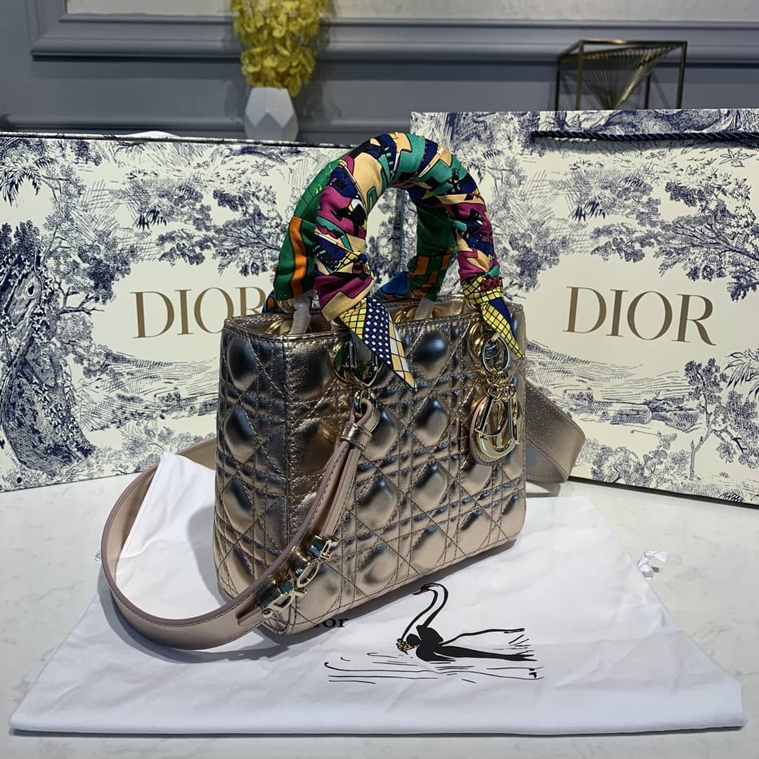 Best Replica Christian Dior Lady Dior 20CM Replica Bag - Colareps