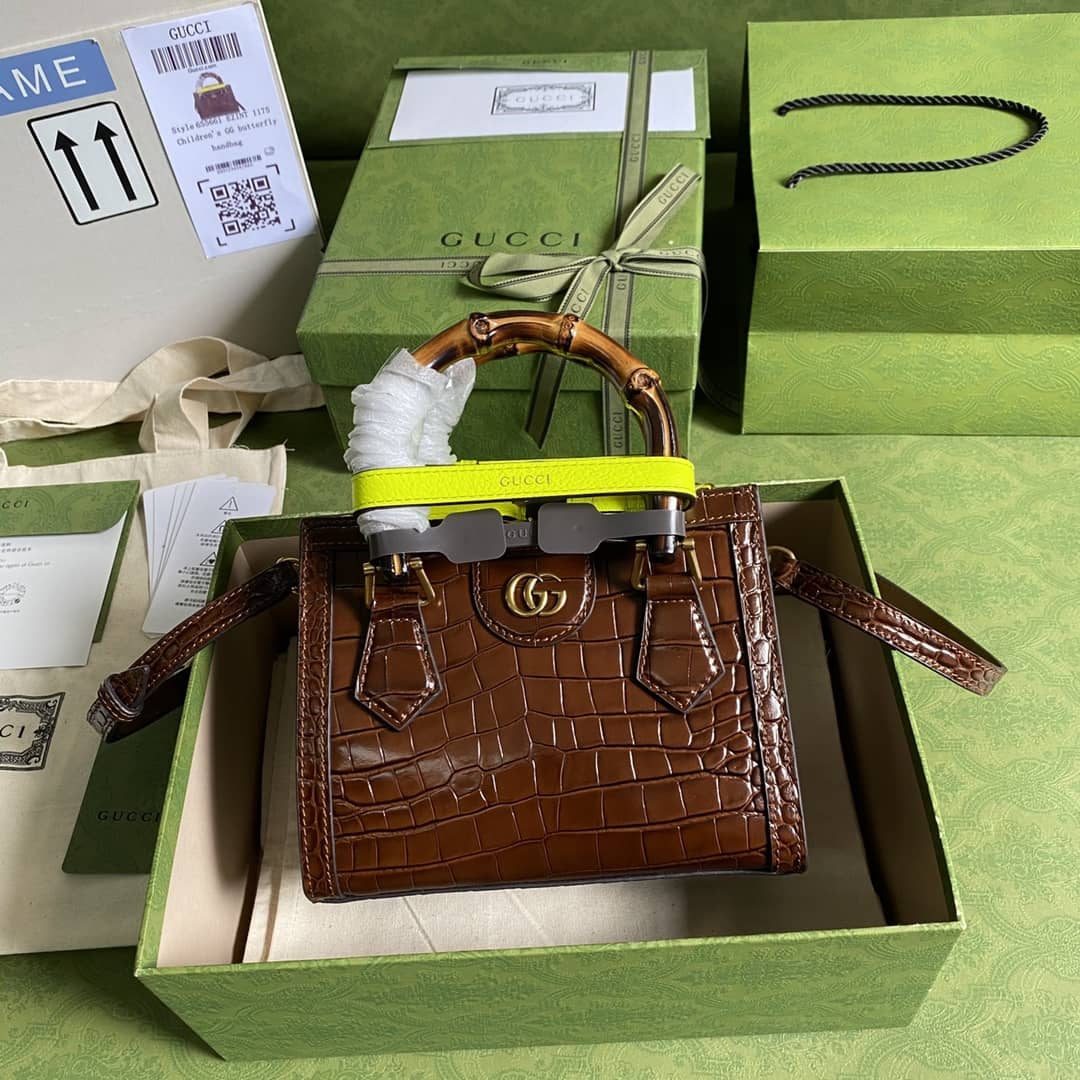 Best Replica Gucci Diana Mini Tote Replica 655661 - Colareps