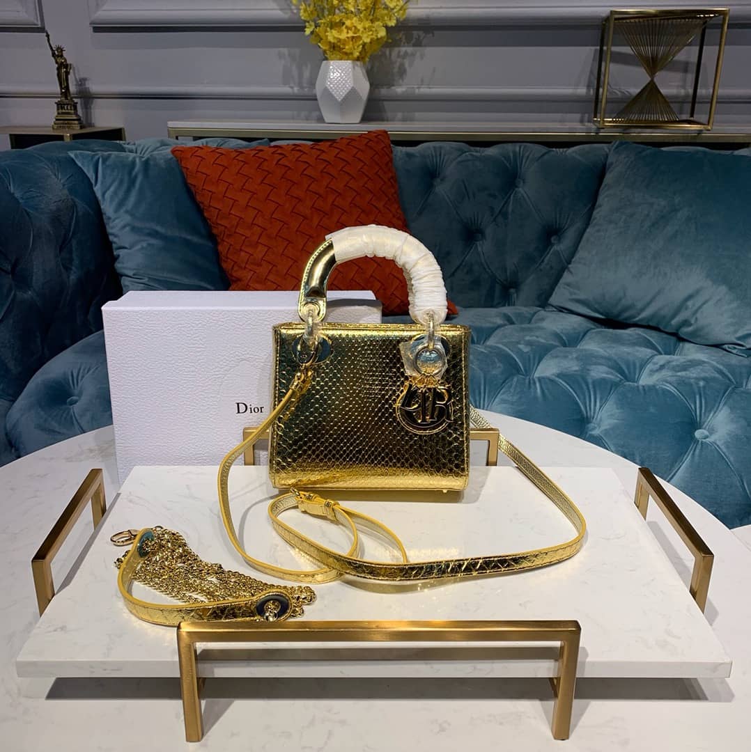 Best Replica Christian Dior Lady Dior 17CM Replica Bag - Colareps