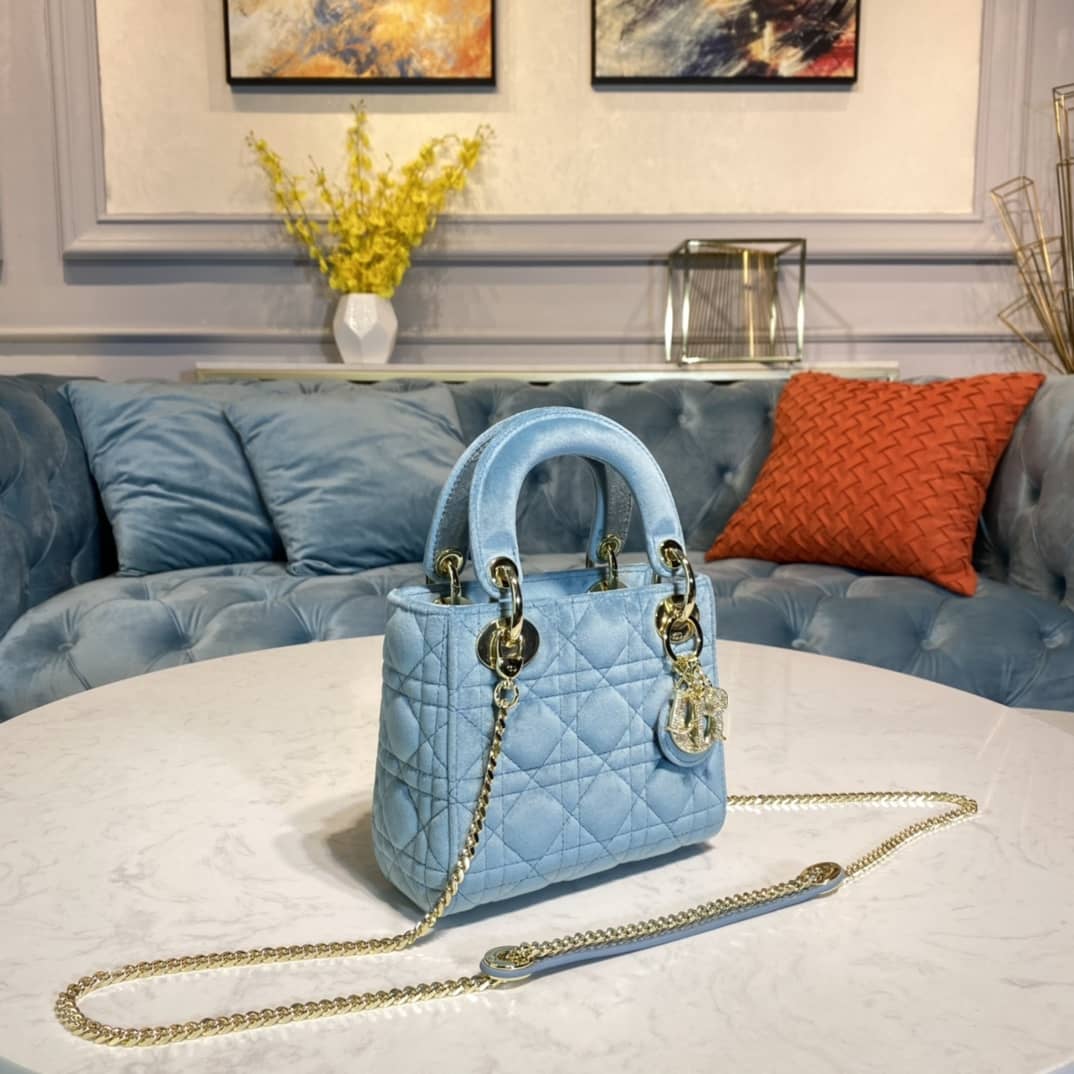 Best Replica Christian Dior Lady 17CM Replica Bag - Colareps