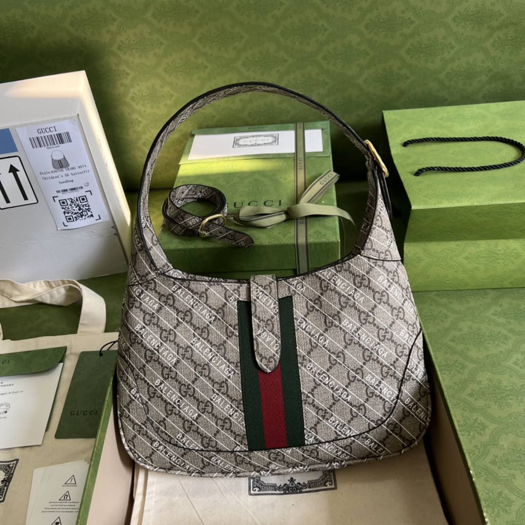 Best Replica Gucci Jackie Bag Dupe X Balenciaga The Hacker Project Jackie 1961  636706 - Colareps