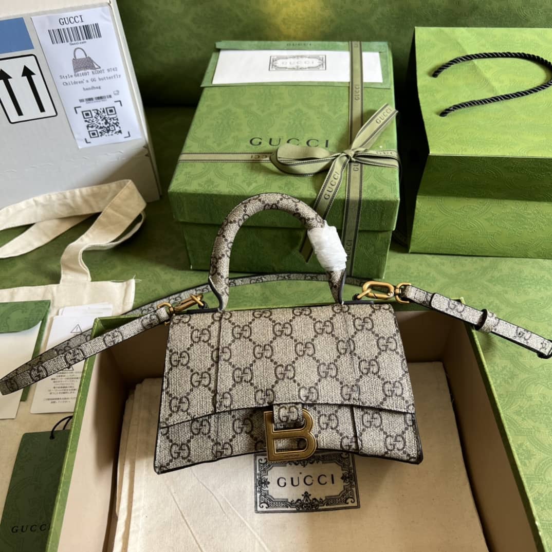 Best Replica Gucci Balenciaga The Hacker Project Small 681695 Replica Shoulder Bag - Colareps