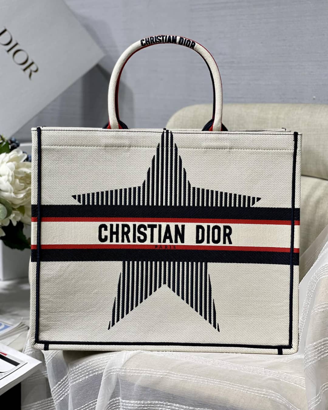 Best Replica Christian Dior CD Book Embroidery Replica Tote - Colareps