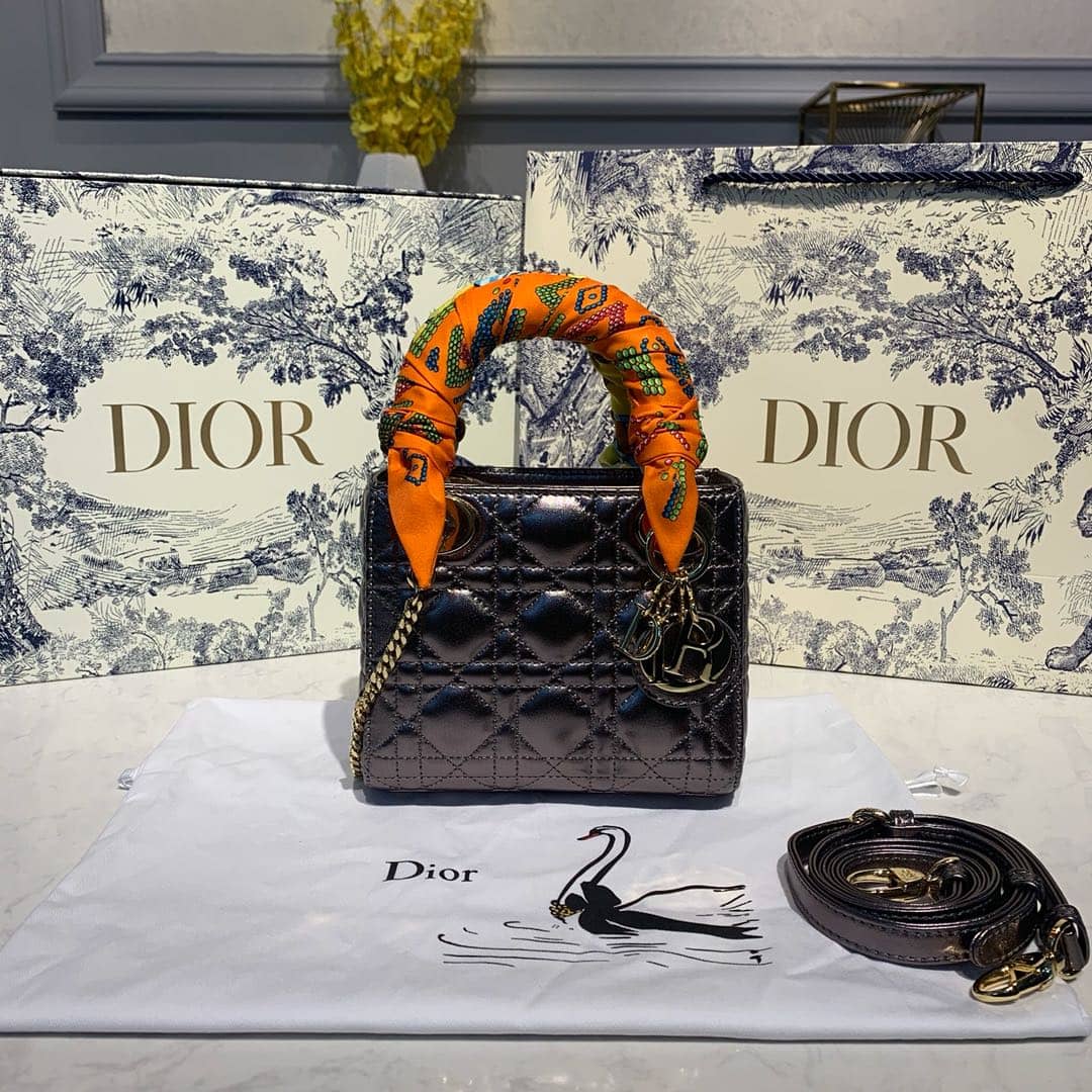 Best Replica Christian Dior Lady Dior 17CM Replica Bag - Colareps