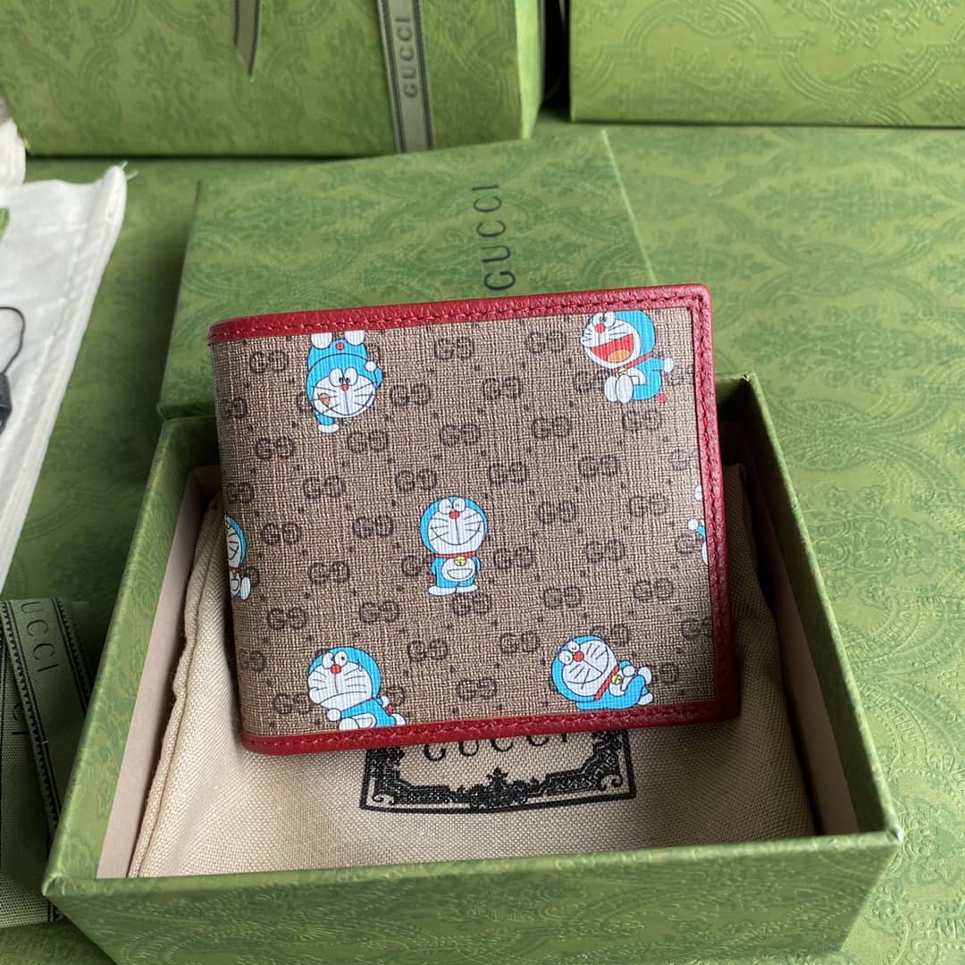 Best Replica Gucci X Doraemon Bi-Fold Wallet Replica 647802 - Colareps