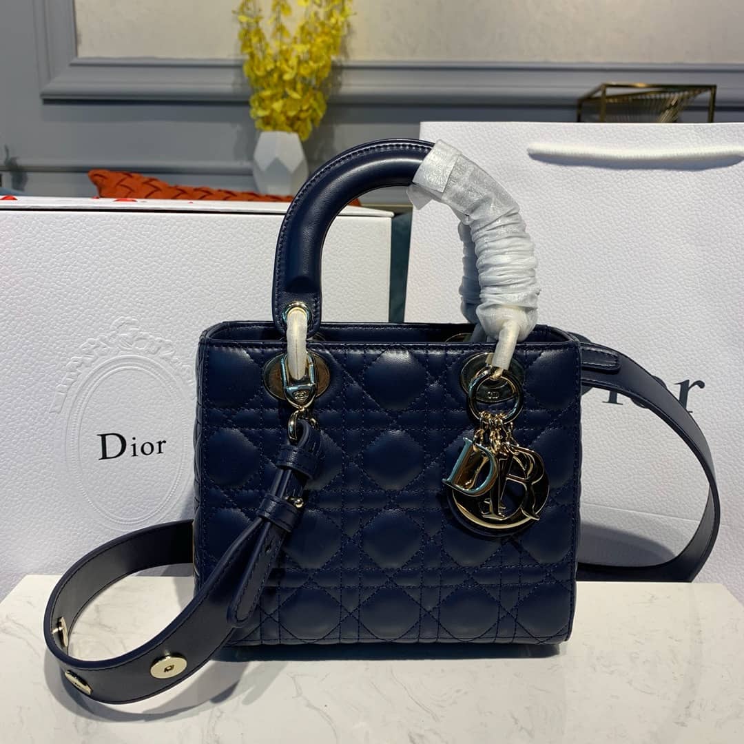 Best Replica Christian Dior Lady Dior 20CM Replica Bag - Colareps