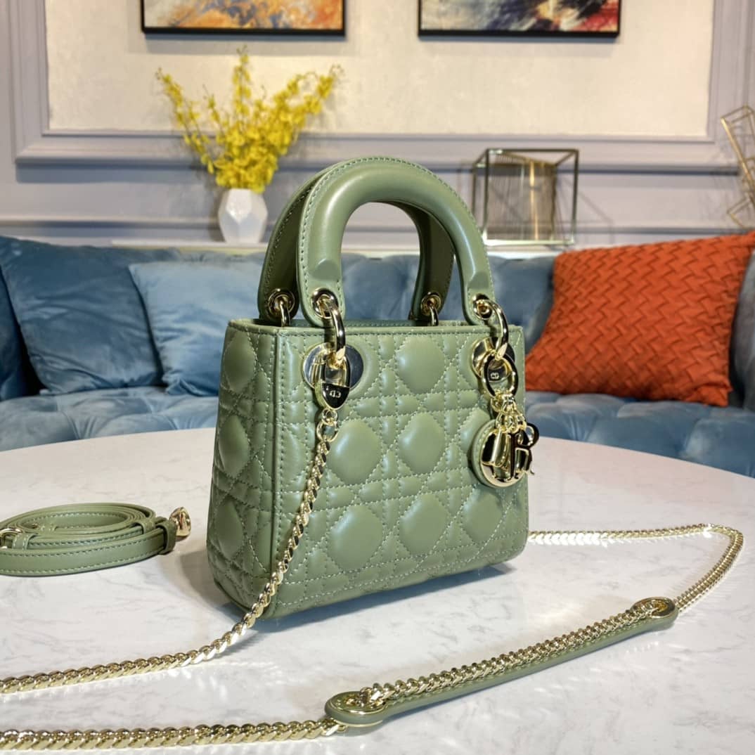 Best Replica Christian Dior Lady Dior 17CM Replica Bag - Colareps