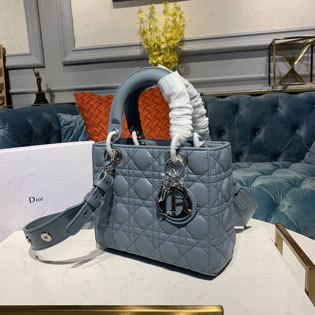 Best Replica Christian Dior Lady Dior 20CM Replica Bag - Colareps