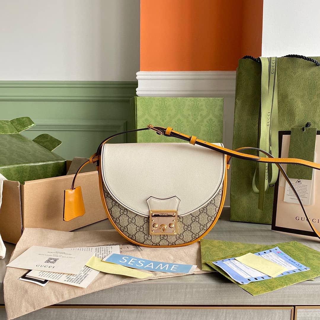 Best Replica Gucci Padlock Small Shoulder Bag Replica White 644524 - Colareps