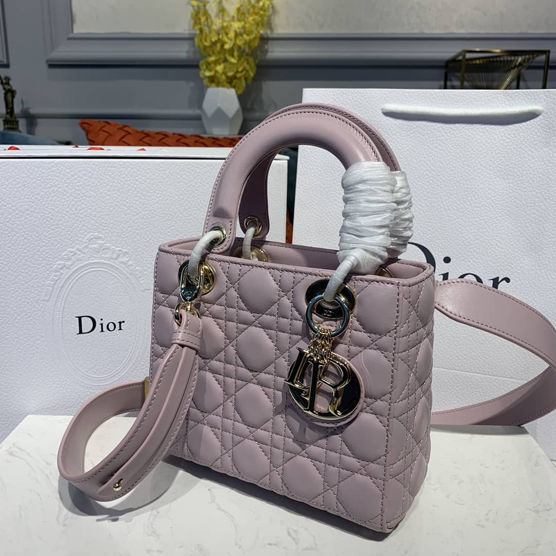 Best Replica Christian Dior Lady Dior 20CM Replica Bag - Colareps