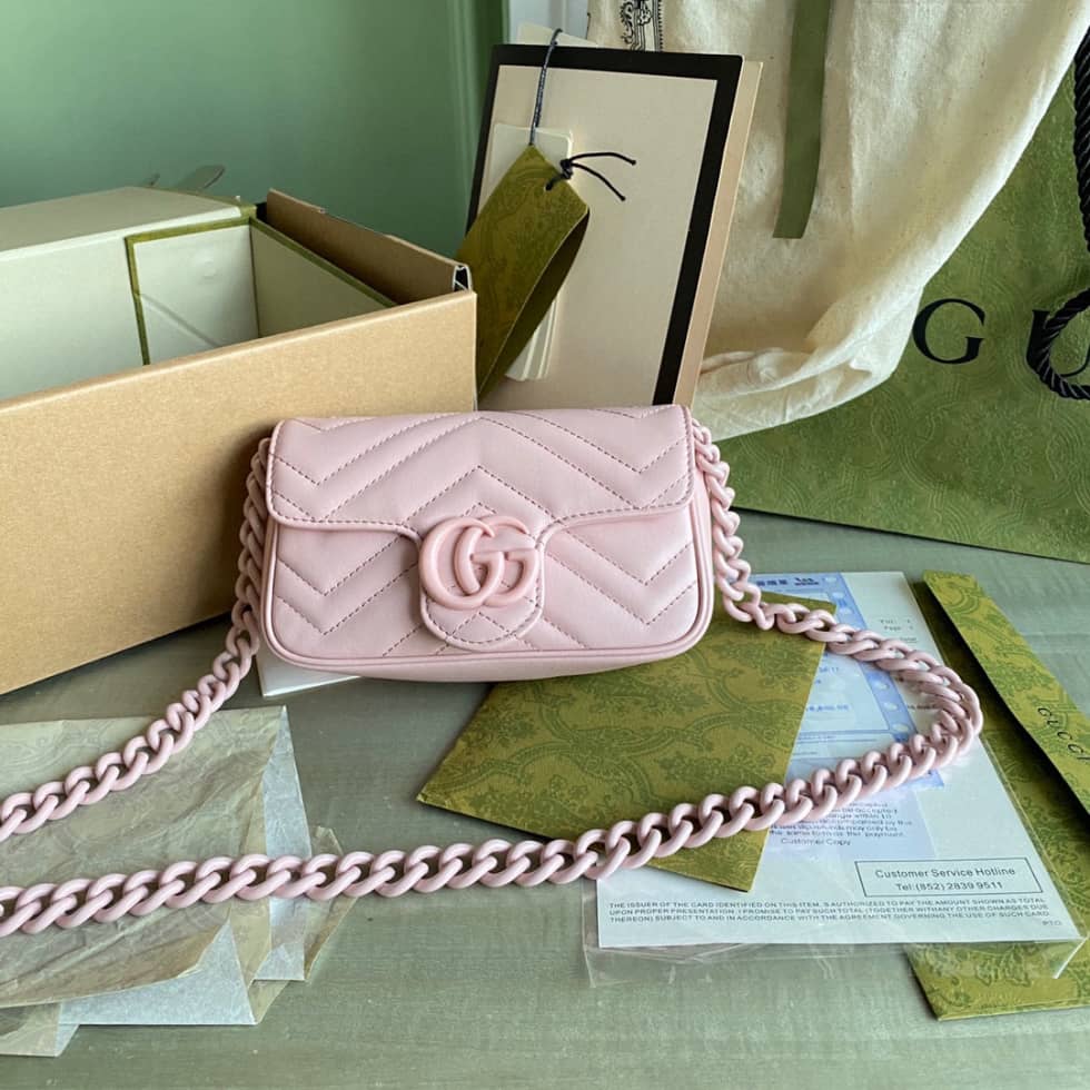 Best Replica Gucci GG Marmont Quilting Super Mini 476433 Replica Crossbody Bag - Colareps