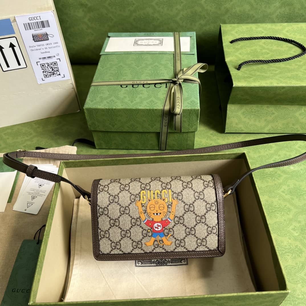 Best Replica Gucci Cherry Print Mini Crossbody Bag 700733 Replica - Colareps