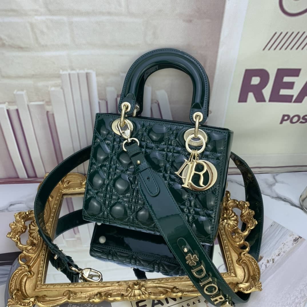 Best Replica Christian Dior Lady Dior 20CM Replica Bag - Colareps