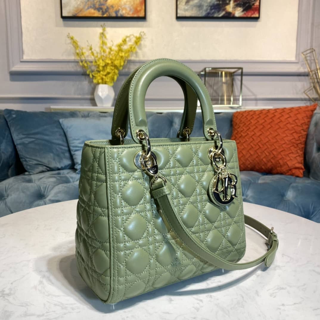 Best Replica Christian Dior Lady Dior 24CM Replica Bag - Colareps