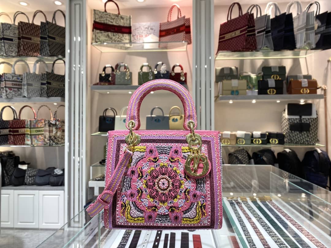 Best Replica Christian Dior Lady Dior 24CM Replica Bag - Colareps
