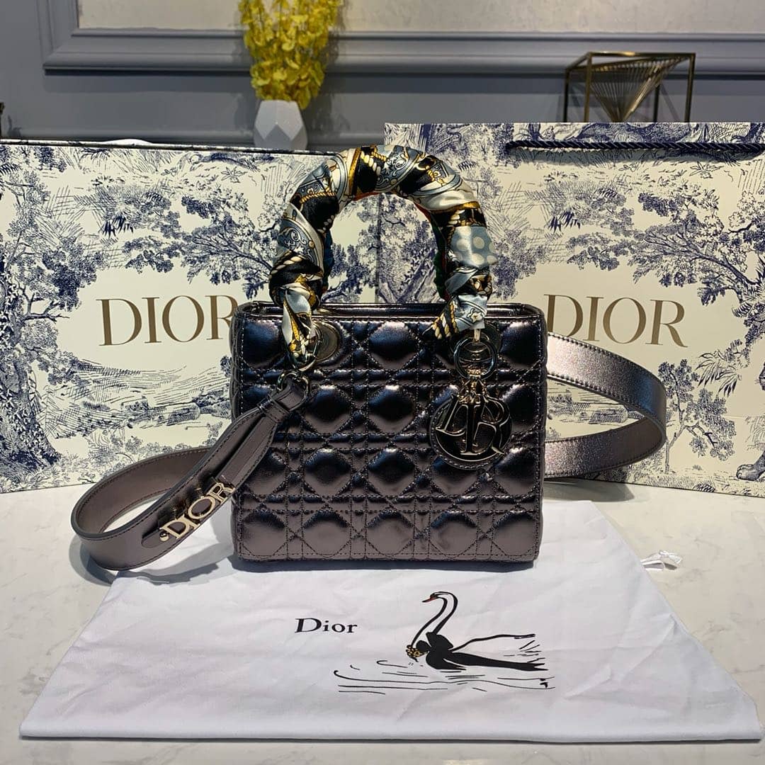 Best Replica Christian Dior Lady Dior 20CM Replica Bag - Colareps