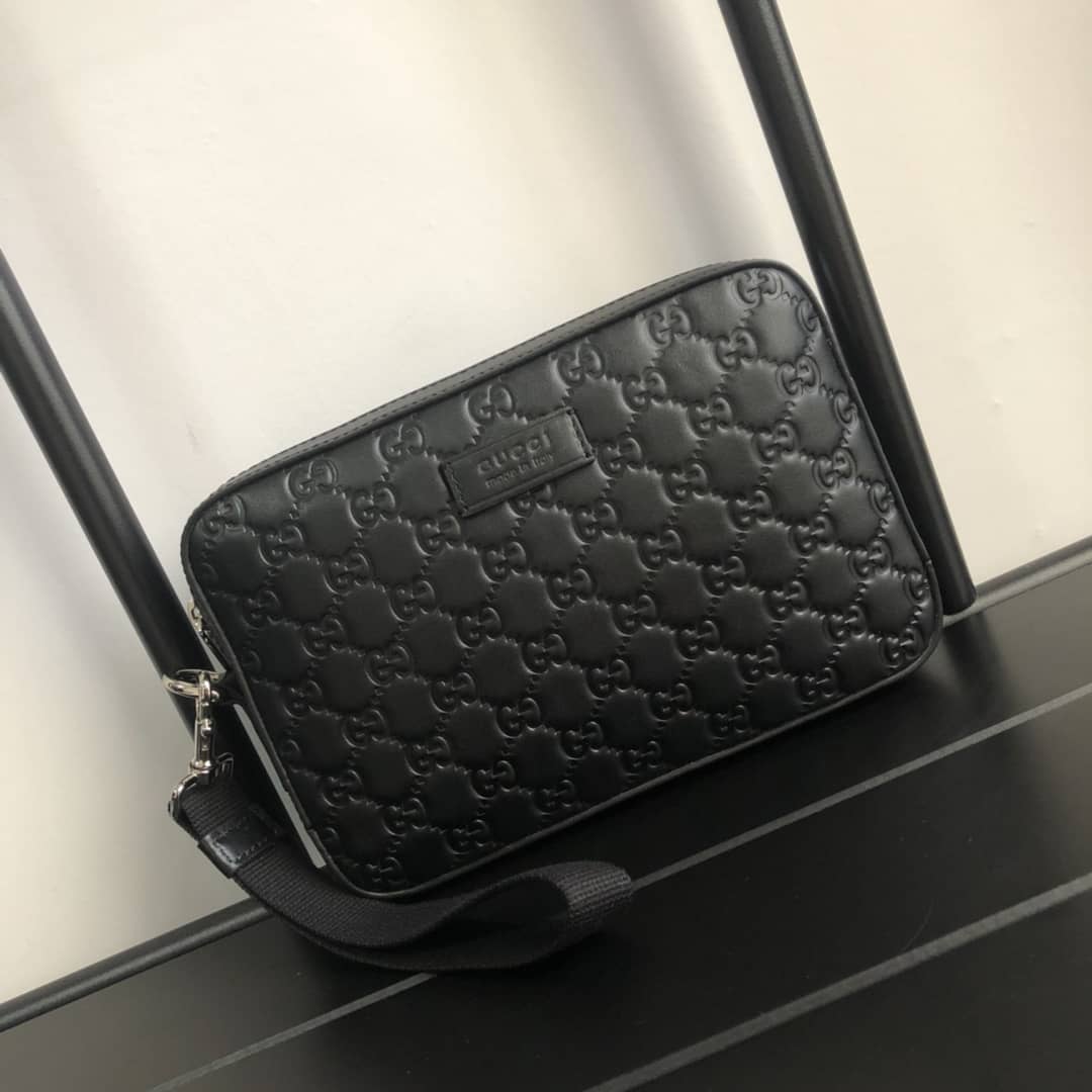 Best Replica Gucci GG Supreme Wash Bag Replica Black 495562 - Colareps