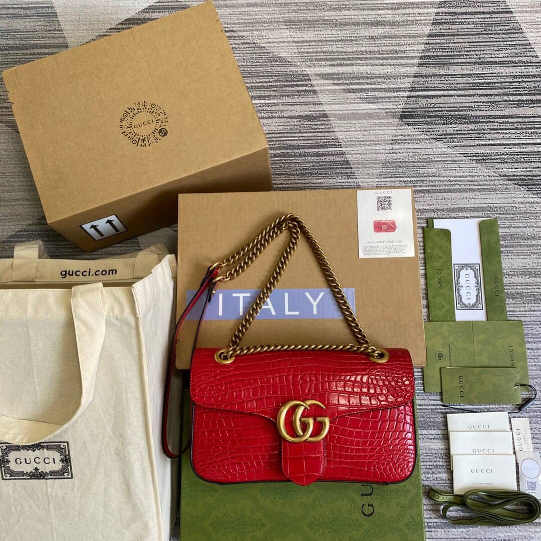 Best Replica Gucci GG Marmont Matelasse Shoulder Bag Replica Red 443497 - Colareps