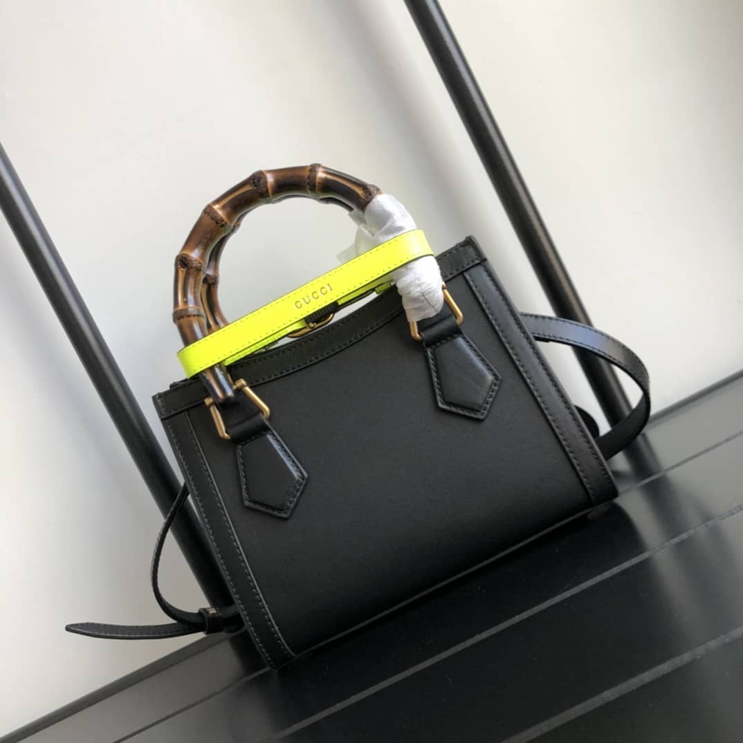 Best Replica Gucci Diana Mini Bamboo Tote Bag Replica Black 655661 - Colareps