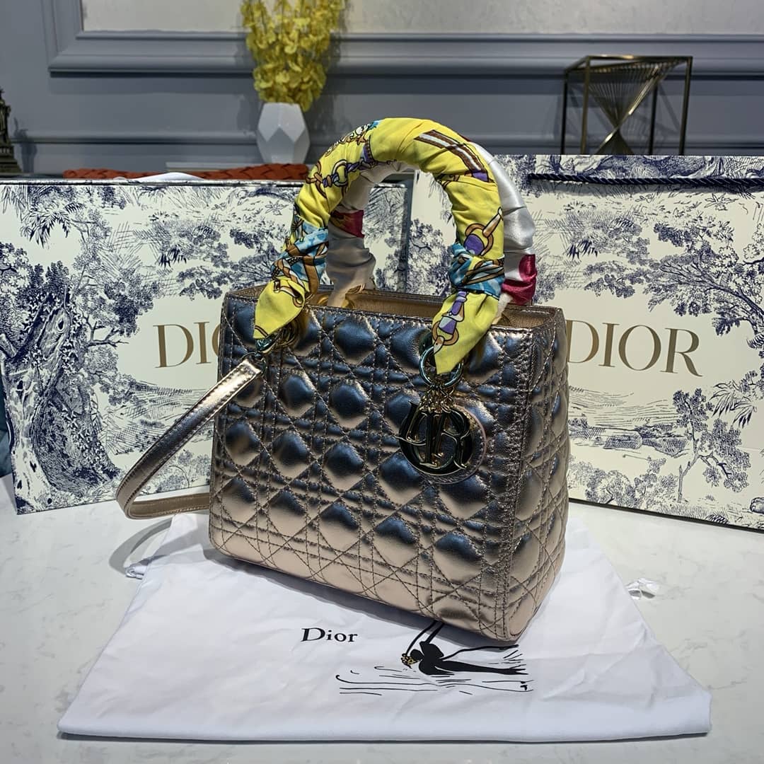 Best Replica Christian Dior Lady Dior 24CM Replica Bag - Colareps