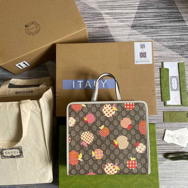 Best Replica Gucci GG Supreme Kids Girl Tote Replica Gray 605614 - Colareps