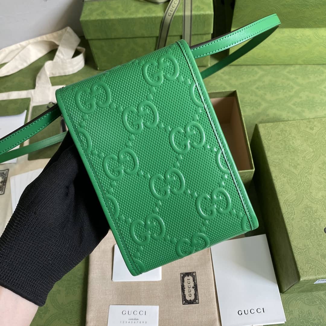 Best Replica Gucci GG Embossed Mini Phone Bag Replica 625571 - Colareps