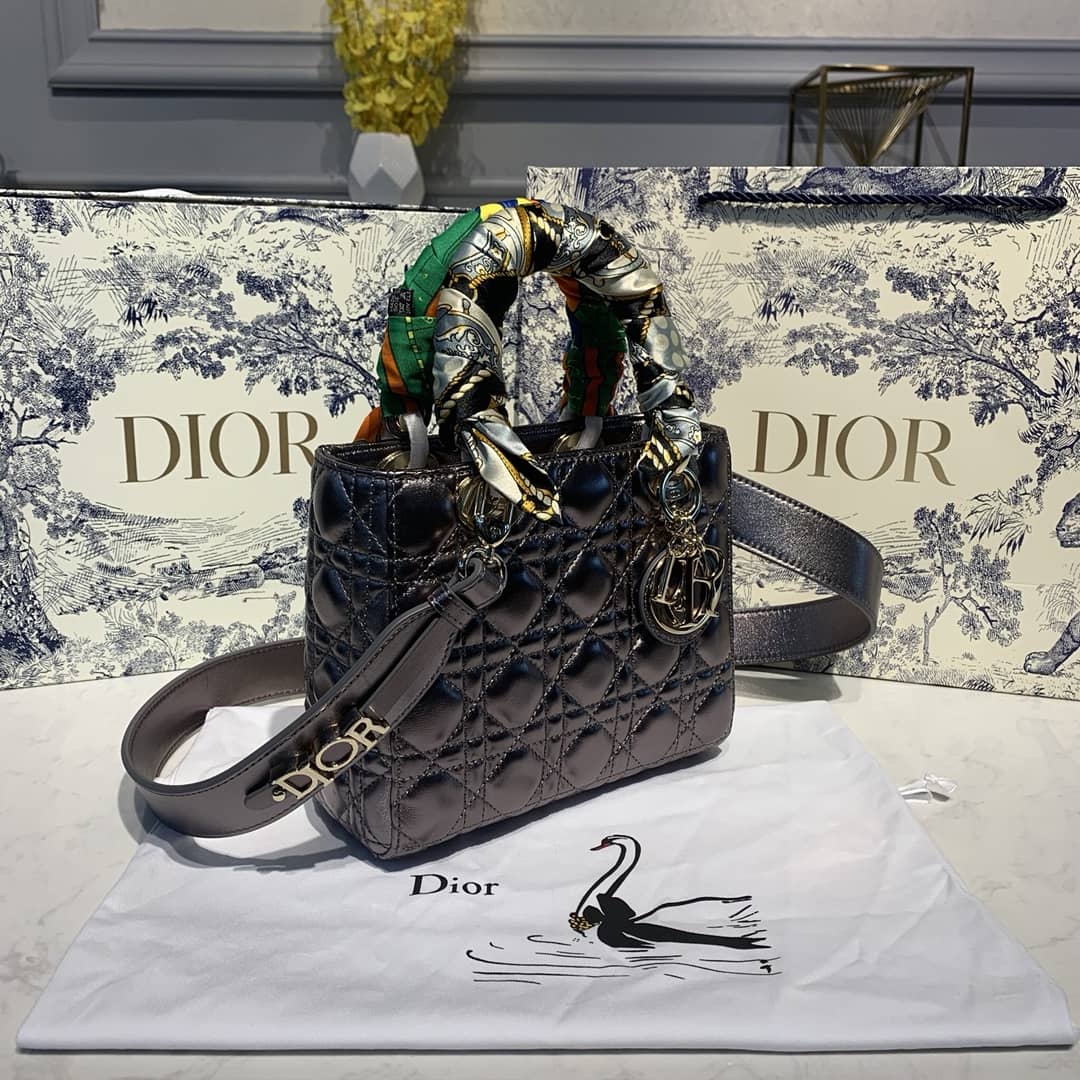 Best Replica Christian Dior Lady Dior 20CM Replica Bag - Colareps