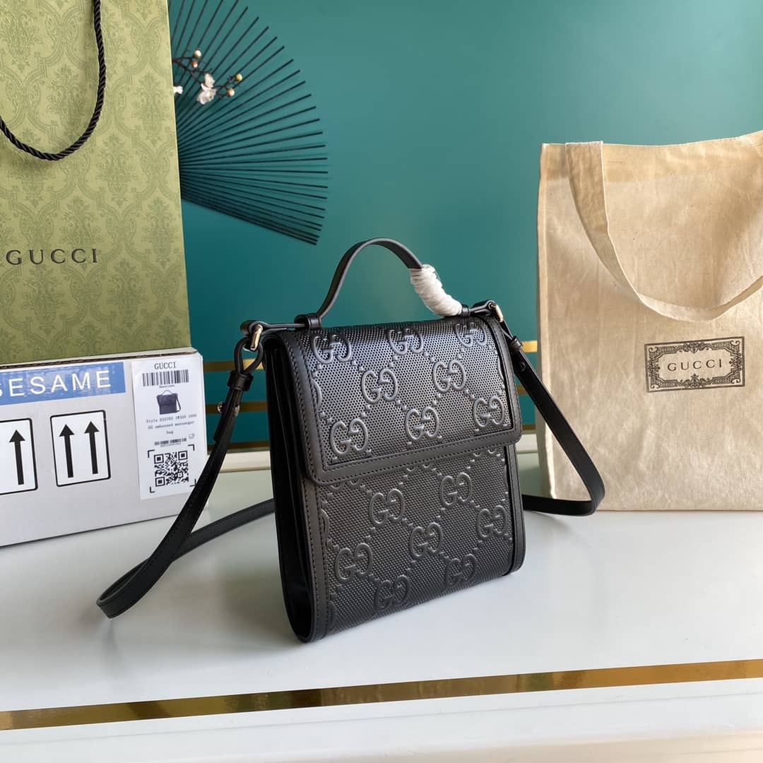 Best Replica Gucci GG Embossed Cosmetic Case Replica 627470 - Colareps