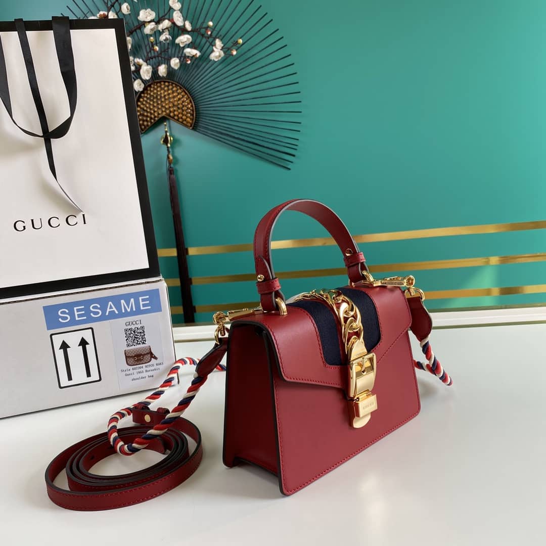 Best Replica Gucci Womens Sylvie Leather Mini Bag Replica 470270 - Colareps