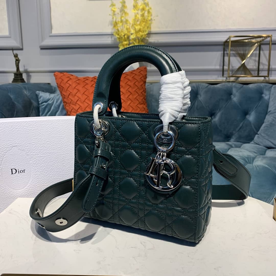 Best Replica Christian Dior Lady Dior 20CM Replica Bag - Colareps