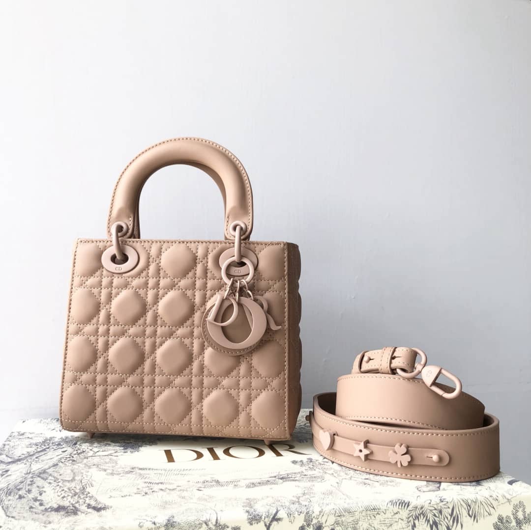 Best Replica Christian Dior Lady Dior 20CM Replica Bag - Colareps
