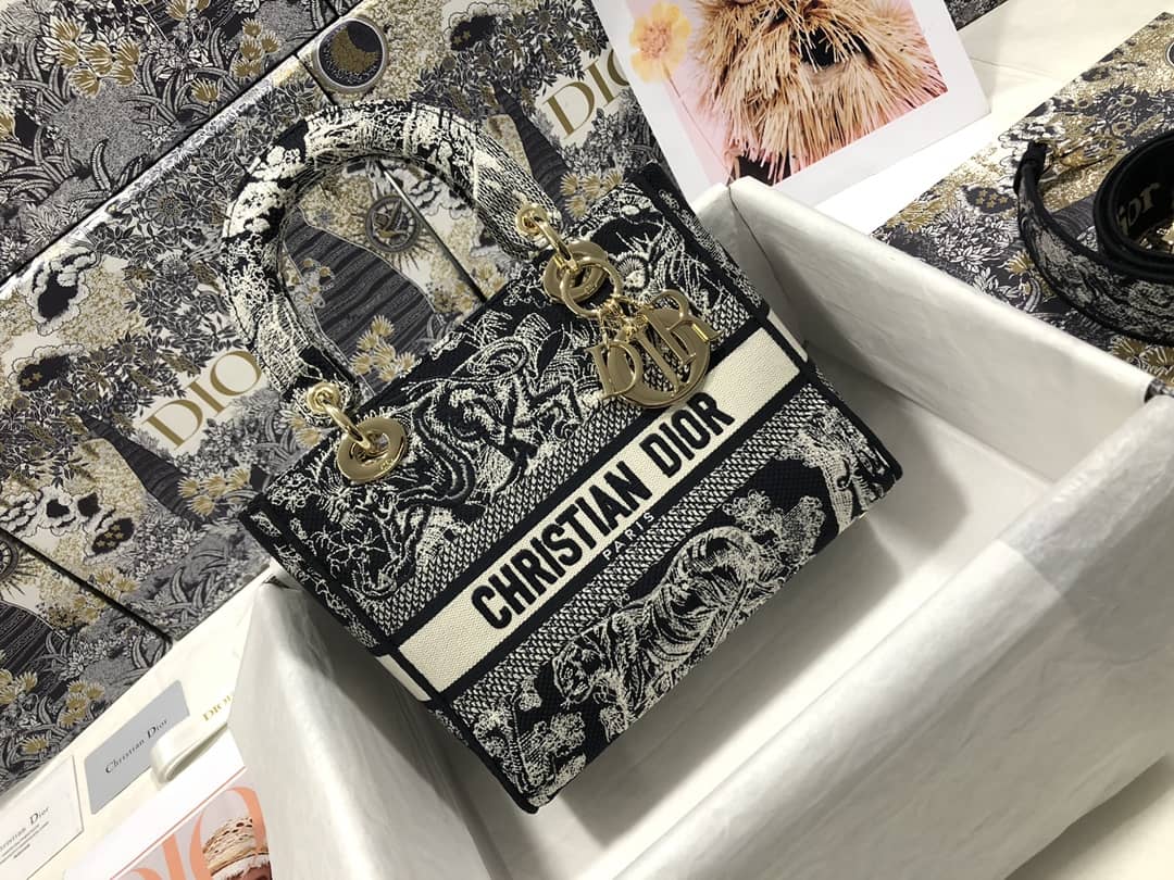 Best Replica Christian Dior Lady Dior 24CM Replica Bag - Colareps