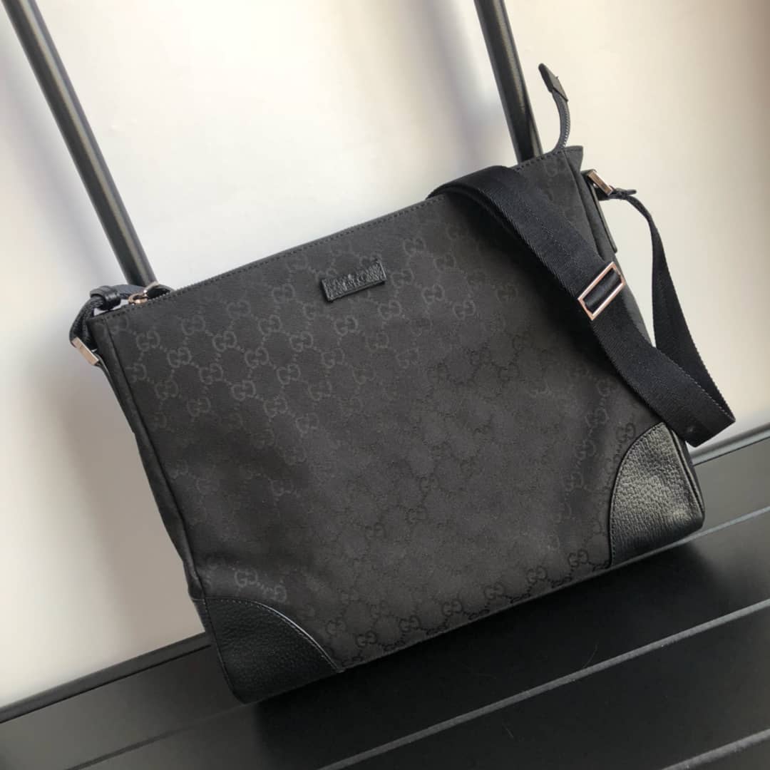 Best Replica Gucci GG Canvas Shoulder Bag Replica Black 110054 - Colareps