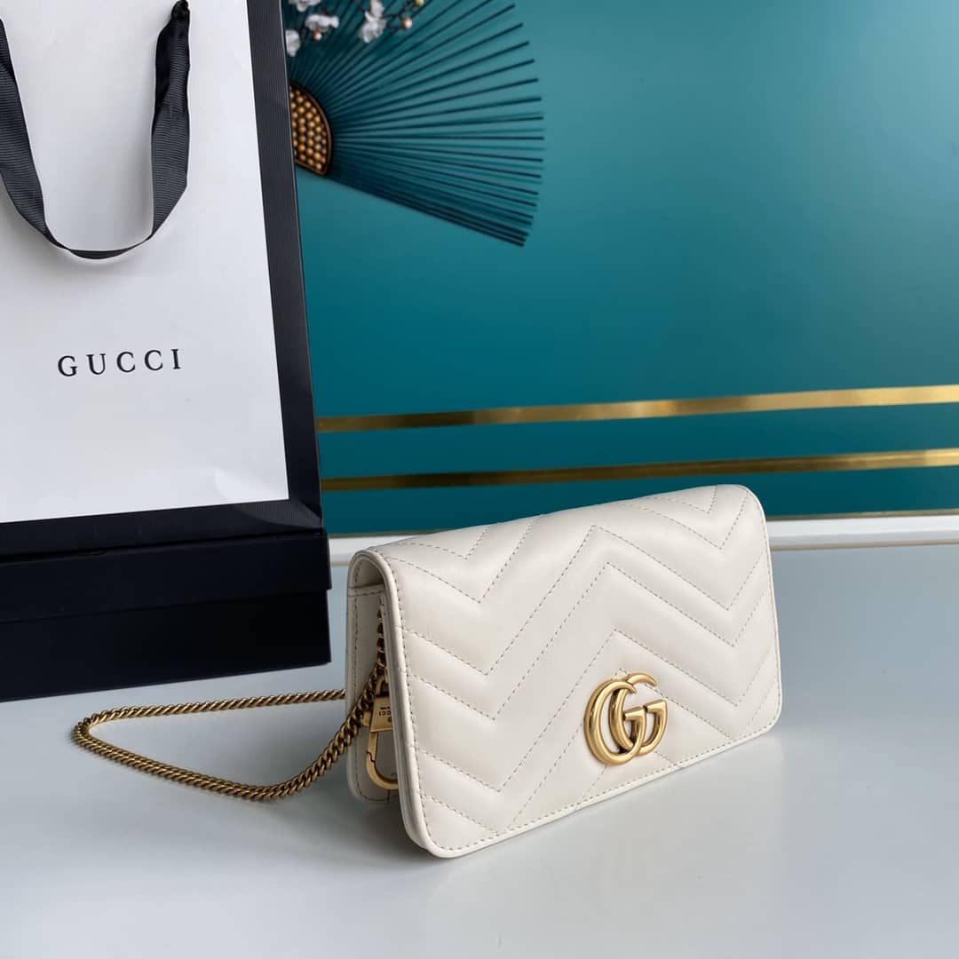 Best Replica Gucci Crossbody Dupe Marmont GG Matelassé 488426 - Colareps