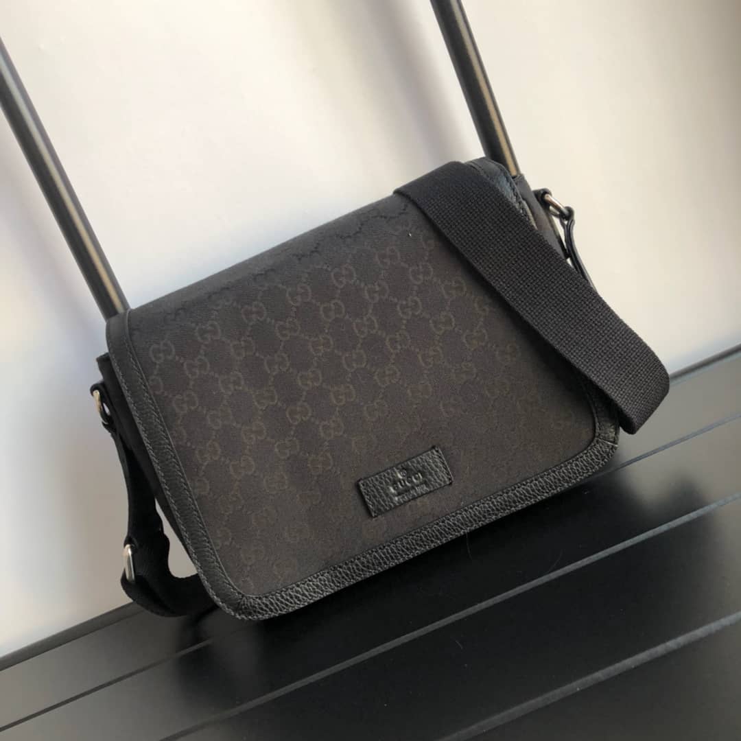 Best Replica Gucci GG Guccissima Medium Canvas Crossbody Bag Replica Black 449172 - Colareps