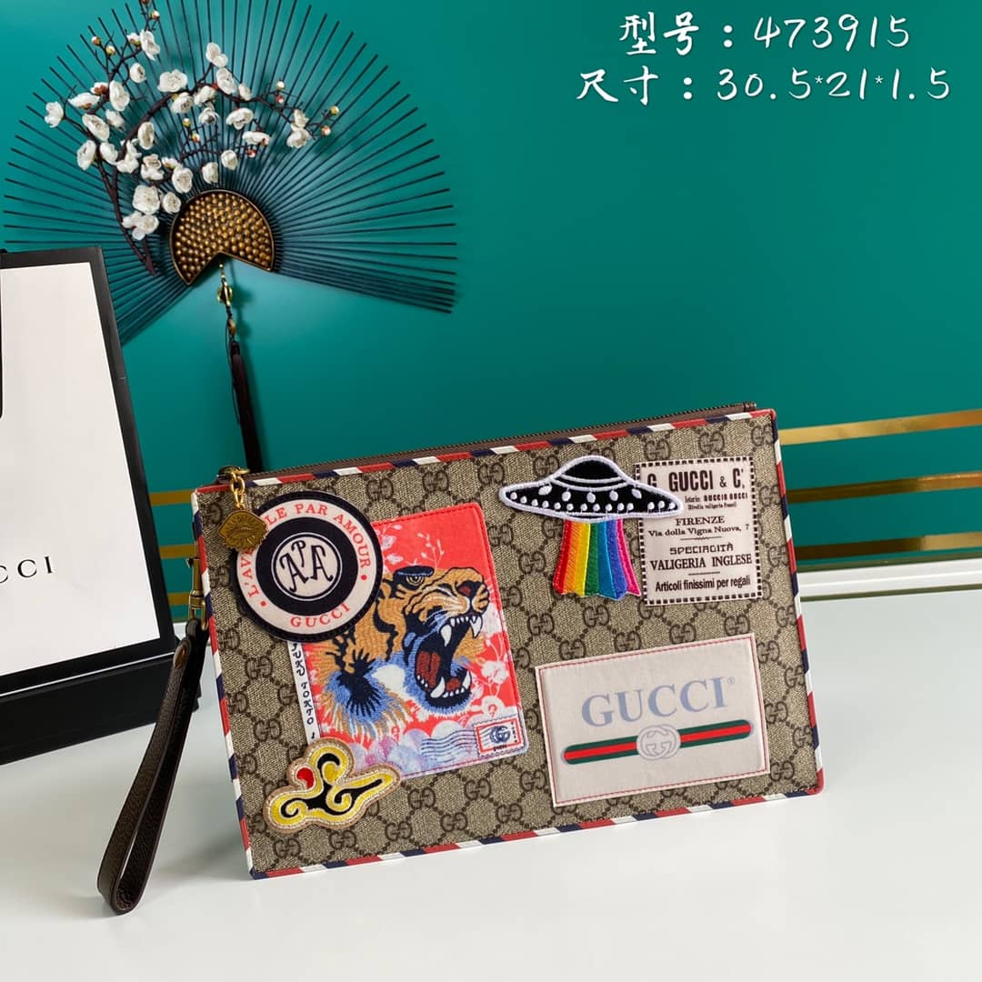 Best Replica Gucci GG Supreme Monogram Courrier Zip Pouch Replica 473915 - Colareps
