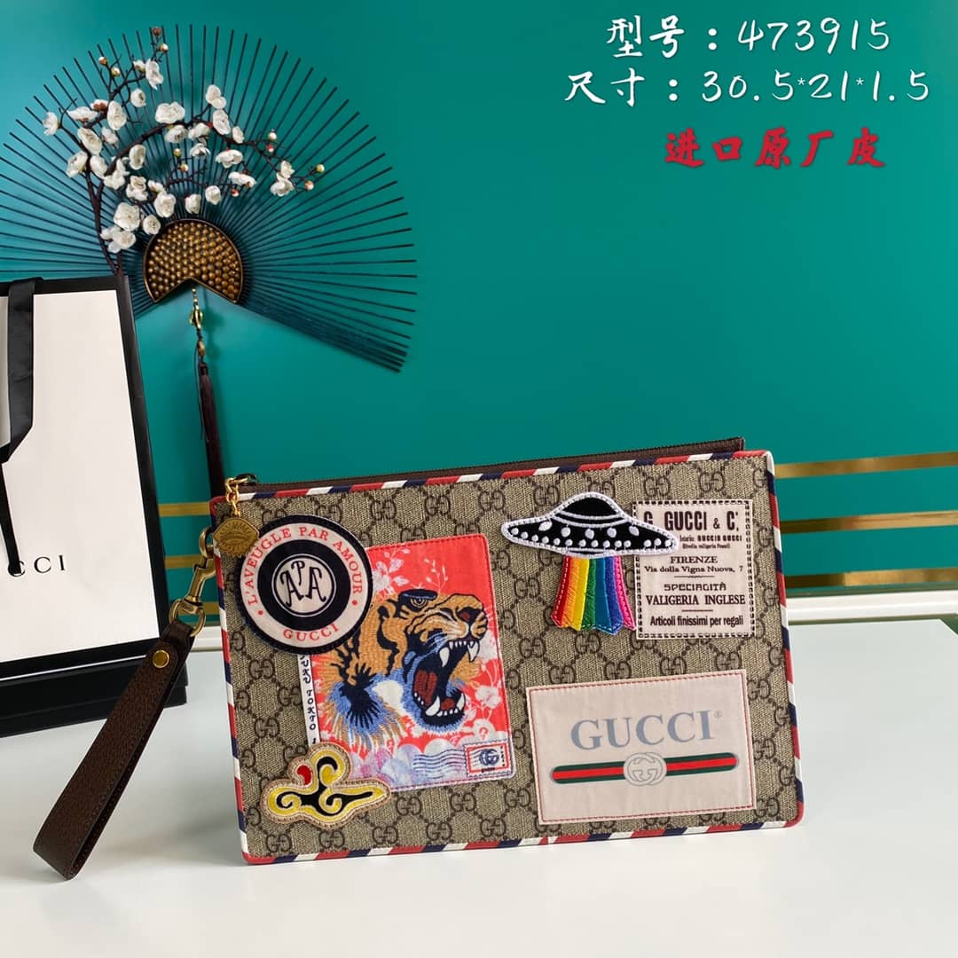 Best Replica Gucci GG Supreme Monogram Courrier Zip Pouch Replica 473915 - Colareps