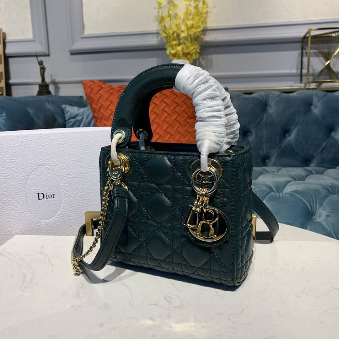 Best Replica Christian Dior Lady Dior 17CM Replica Bag - Colareps