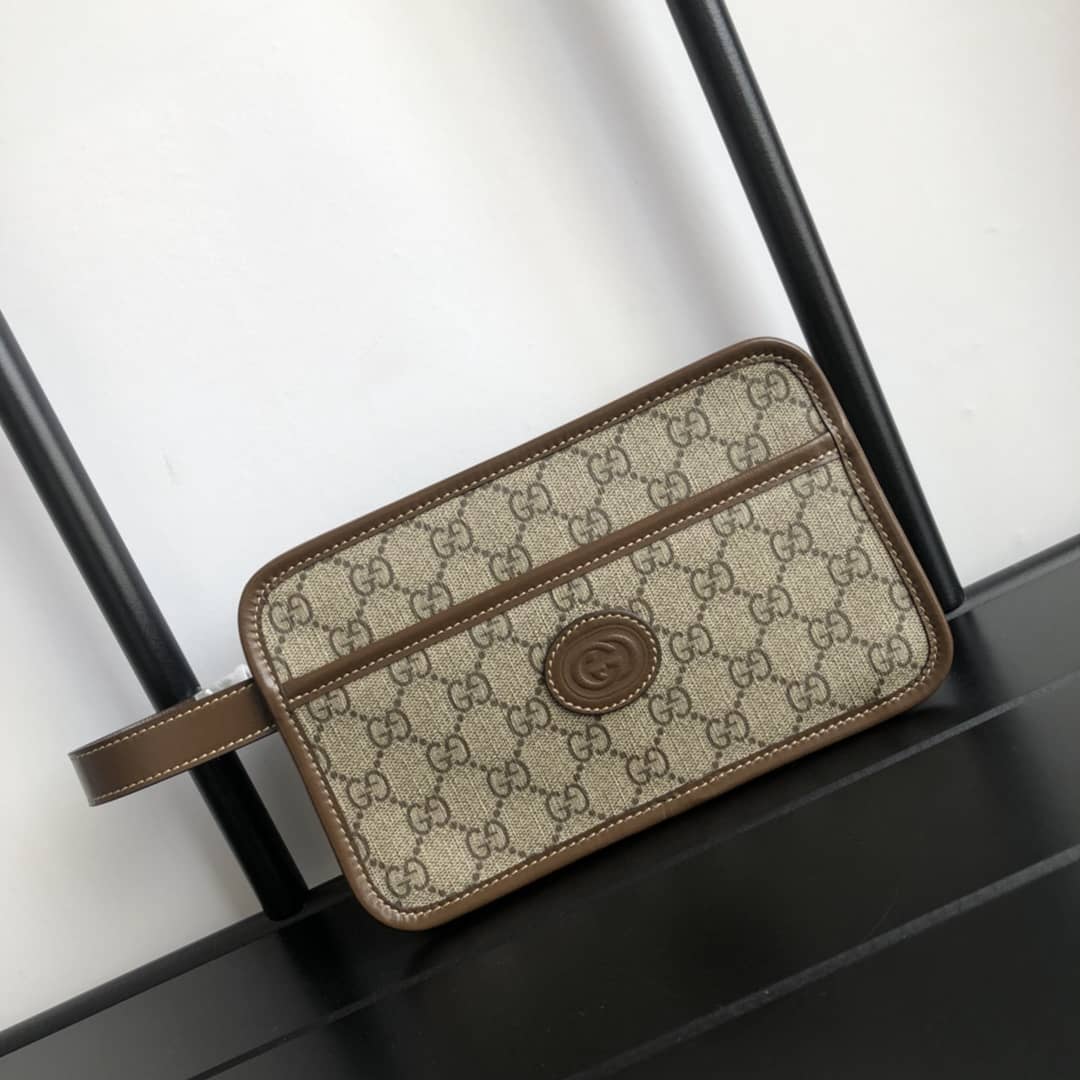 Best Replica Gucci Purse Dupes Mens GG Interlocking Travel Pouch625764 - Colareps