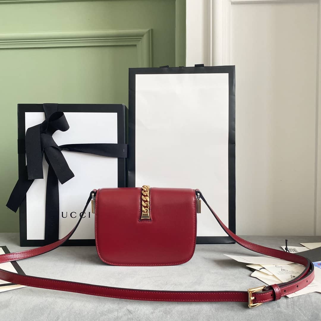 Best Replica Gucci Ladies Mini Sylvie Shoulder Bag Replica Red 615965 - Colareps