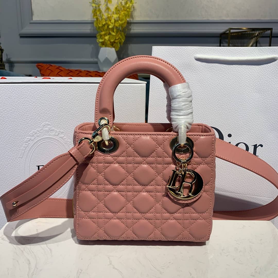 Best Replica Christian Dior Lady Dior 20CM Replica Bag - Colareps